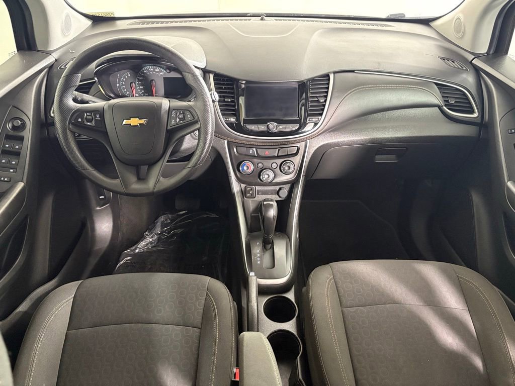 Used 2021 Chevrolet Trax LS w/ Tint and Cruise Package FWD image 15