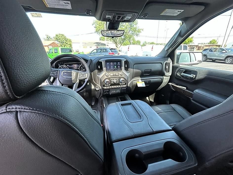 Used 2021 GMC Sierra 1500 Denali w/ Denali Ultimate Package AWD/4WD image 18