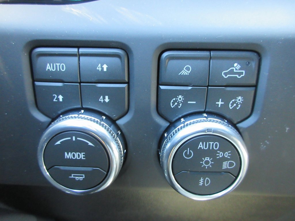 New 2026 GMC Sierra 1500 AT4 w/ AT4 Premium Package image 18