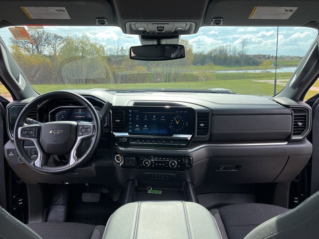 Used 2024 Chevrolet Silverado 3500 LT w/ Midnight Edition image 22