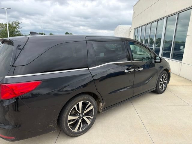 Used 2018 Honda Odyssey Elite image 3