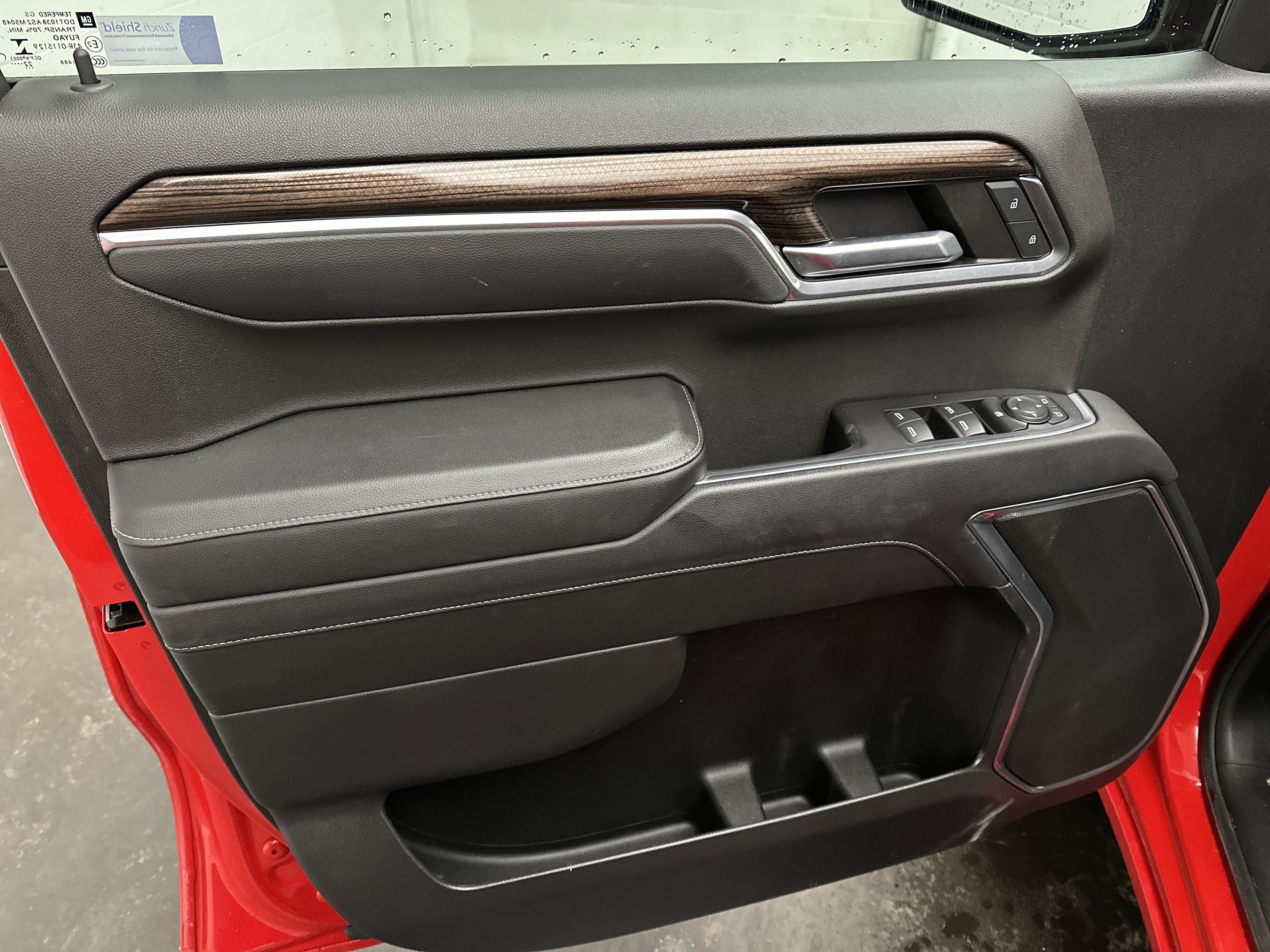 Used 2023 Chevrolet Silverado 1500 LT image 16