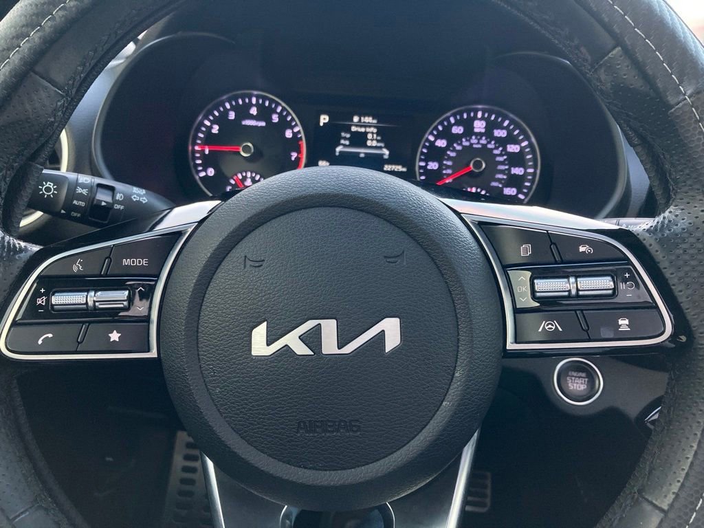 Used 2022 Kia Forte GT-Line w/ GT-Line Premium Package FWD image 17