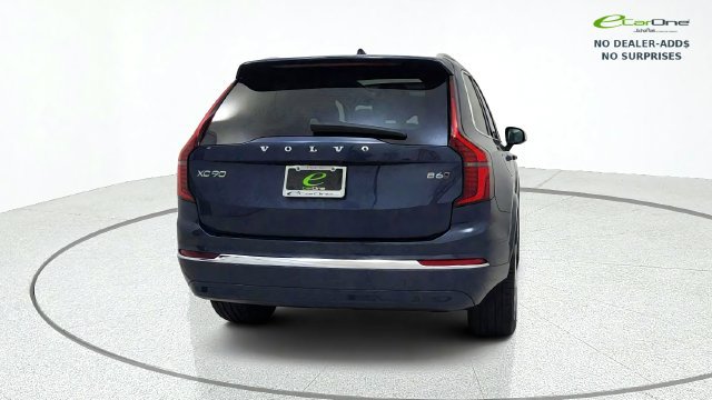 Used 2026 Volvo XC90 B6 Ultra AWD/4WD image 7
