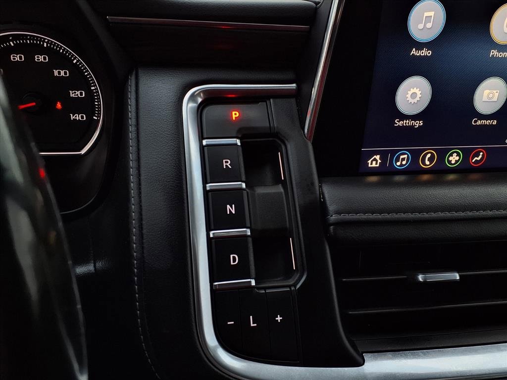 Used 2021 Chevrolet Suburban LT w/ LT Signature Package image 11