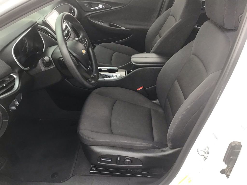 Used 2023 Chevrolet Malibu LT FWD image 7