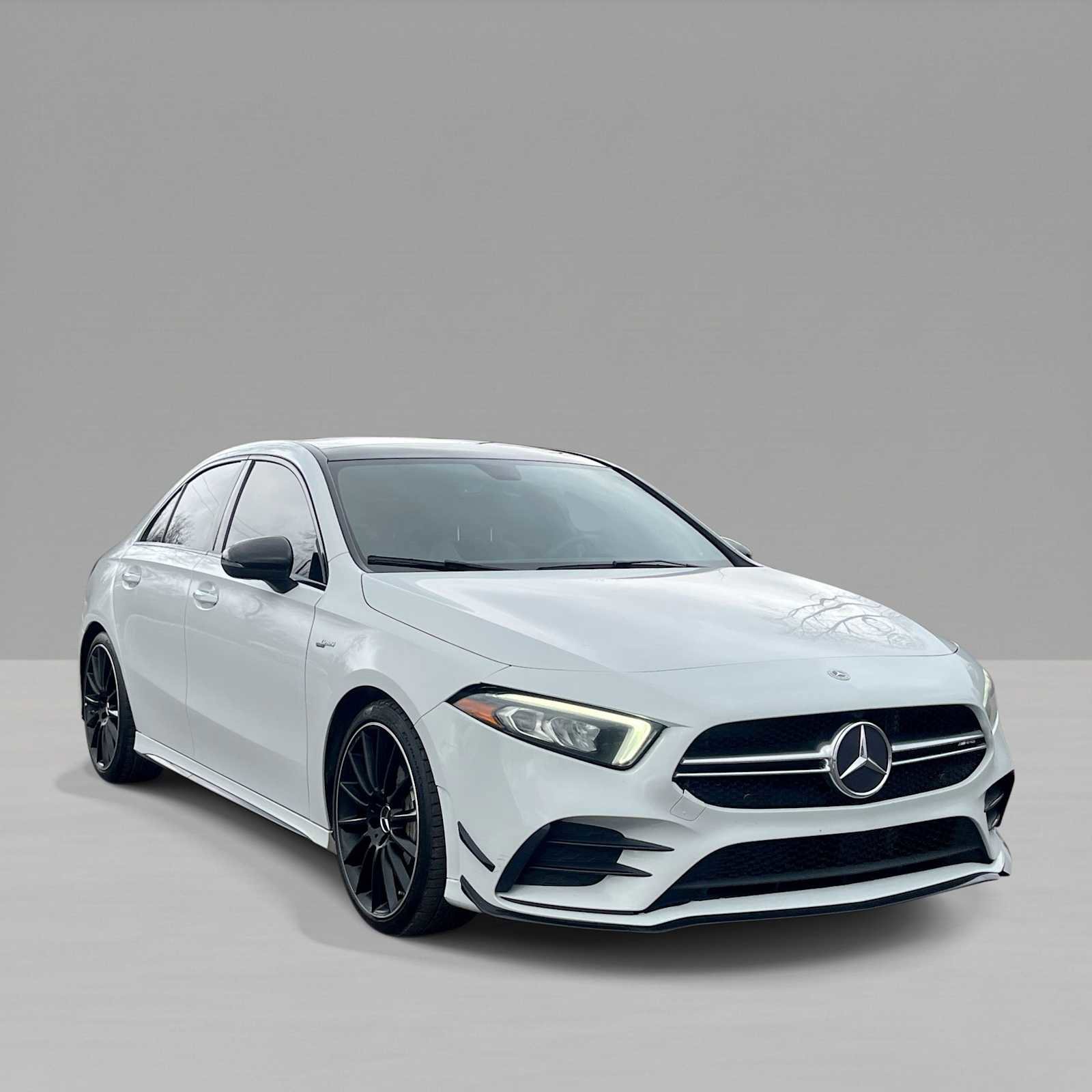 Certified 2020 Mercedes-Benz A 35 AMG 4MATIC image 2