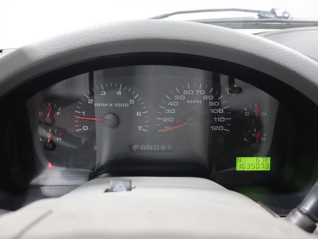 Used 2005 Ford F150 XLT AWD/4WD image 32