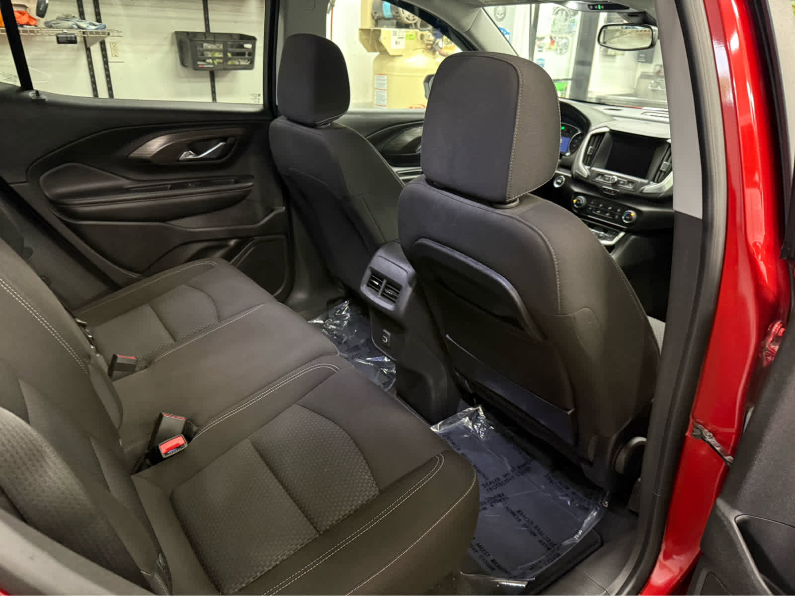 Used 2023 GMC Terrain SLE w/ Elevation Edition AWD/4WD image 16