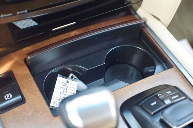 Used 2018 Lexus LX 570 4WD w/ Luxury Package image 27