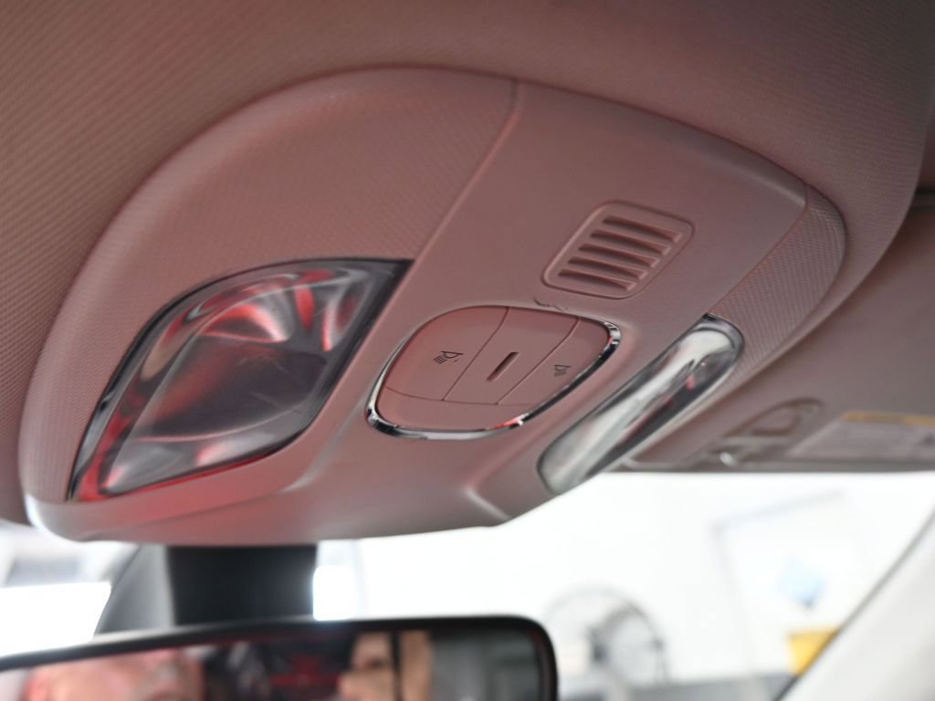 Used 2021 Jeep Compass Latitude image 18