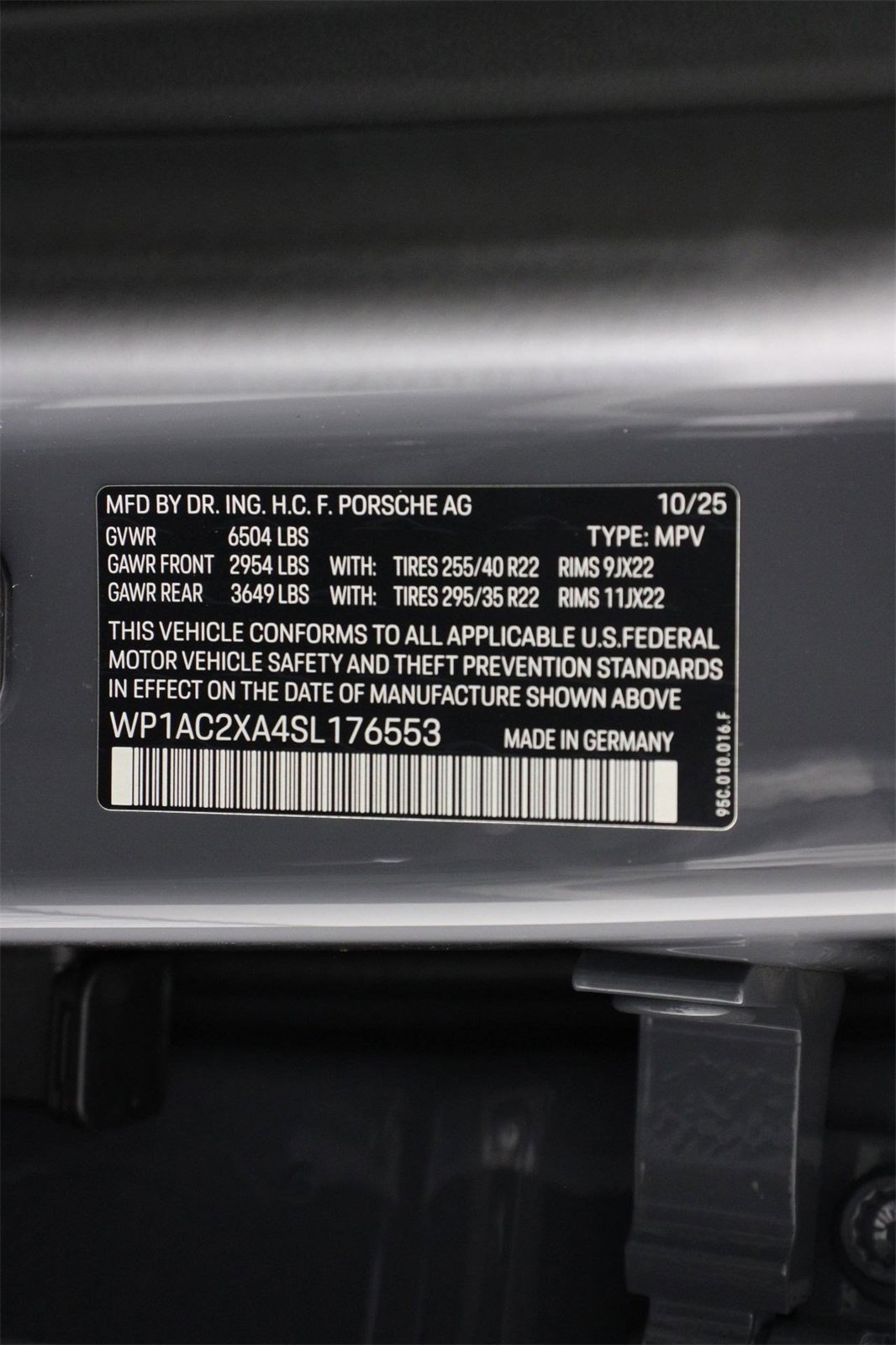 New 2025 Porsche Macan Turbo Electric image 24