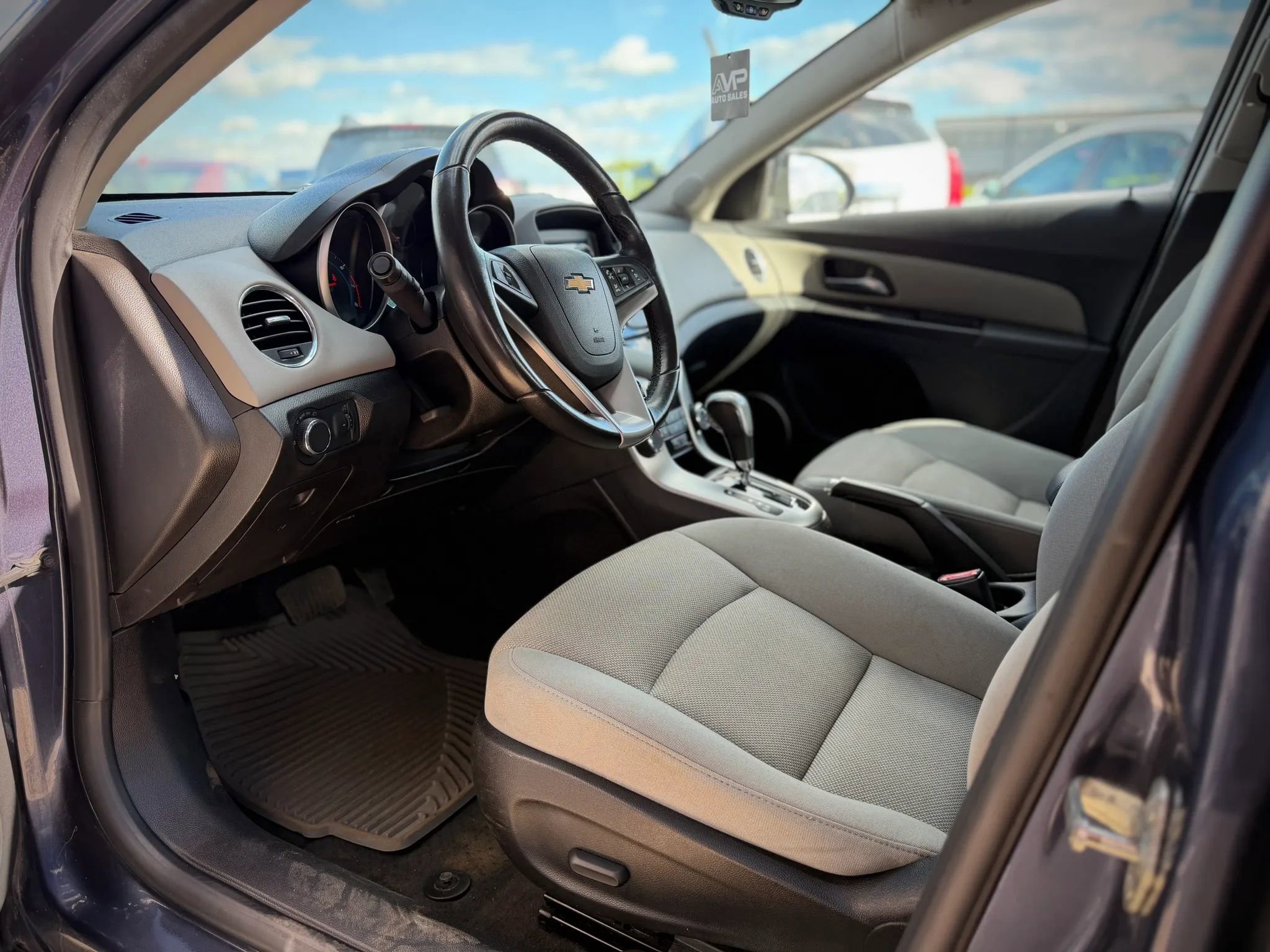 Used 2014 Chevrolet Cruze LT w/ All-Star Edition FWD image 8