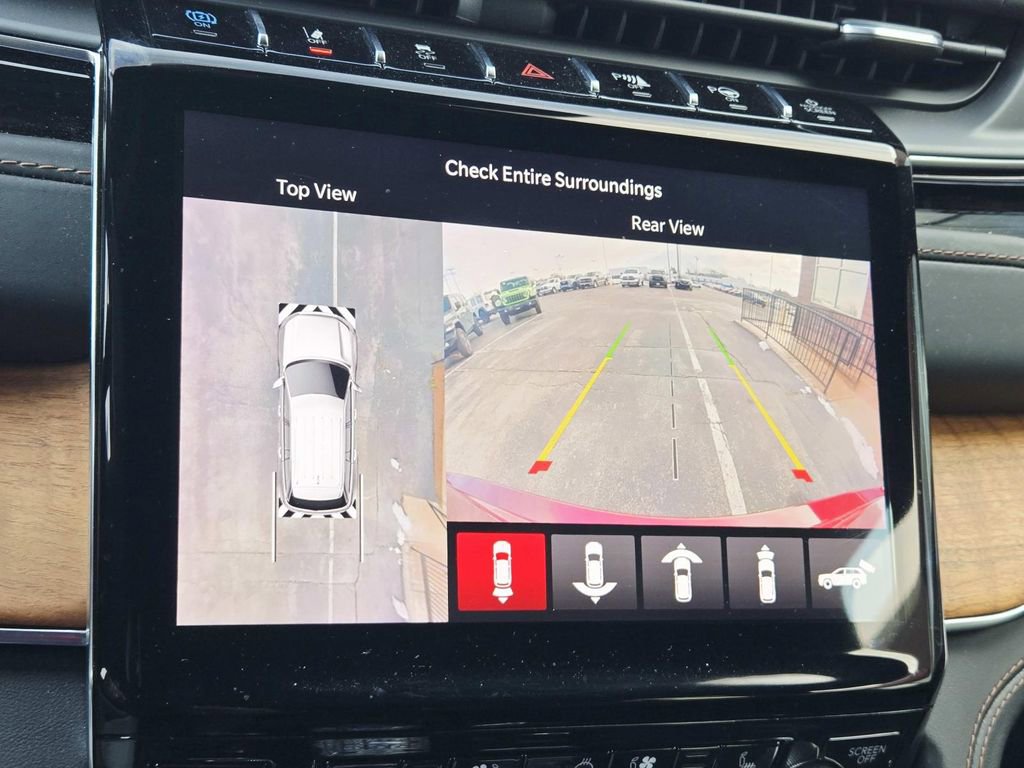 Used 2022 Jeep Grand Cherokee Summit image 30