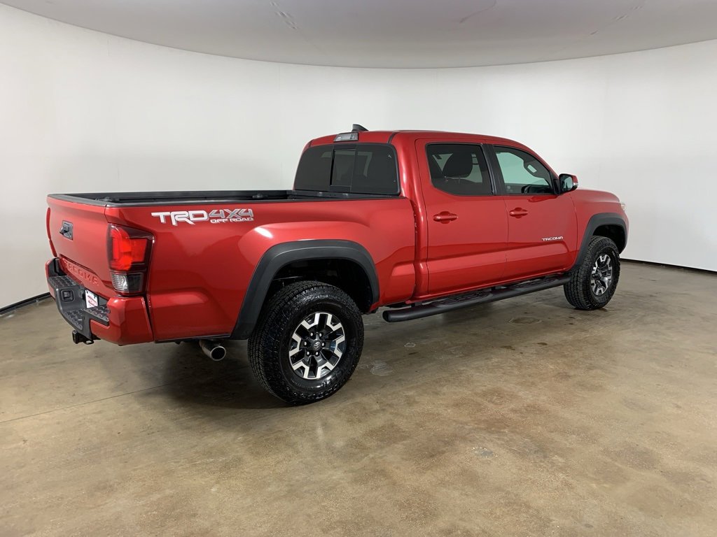 Used 2019 Toyota Tacoma TRD Sport image 8
