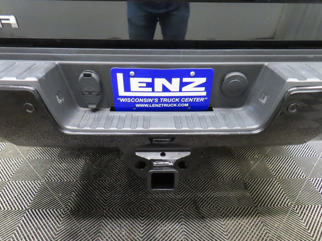 Used 2015 GMC Sierra 2500 Denali w/ Duramax Plus Package AWD/4WD image 36