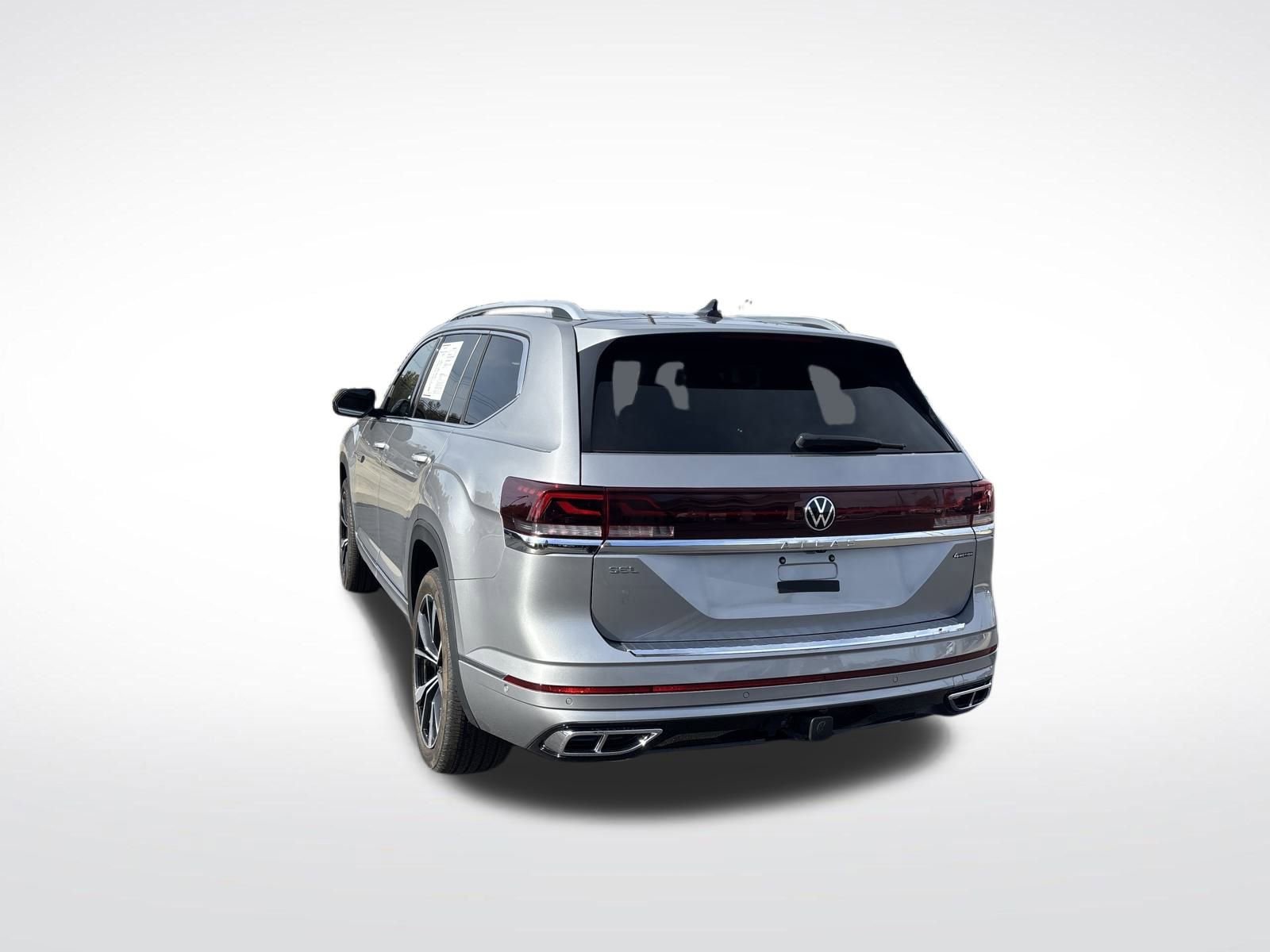 Used 2025 Volkswagen Atlas SEL Premium R-Line image 3