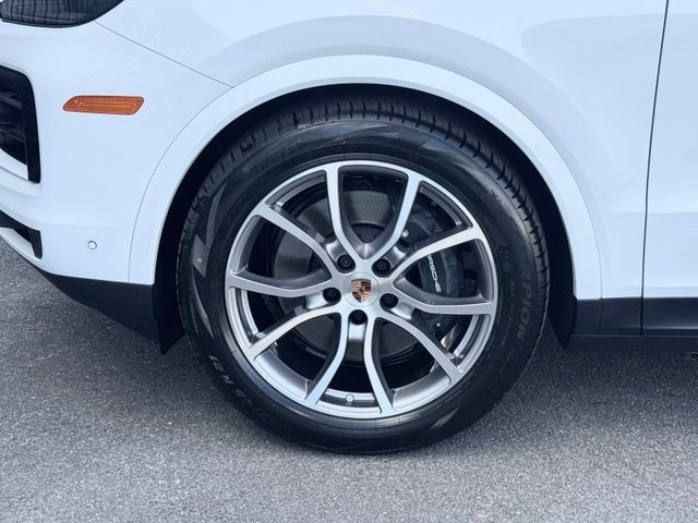 New 2026 Porsche Cayenne AWD/4WD image 11