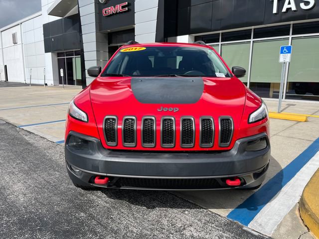 Used 2017 Jeep Cherokee Trailhawk AWD/4WD image 2