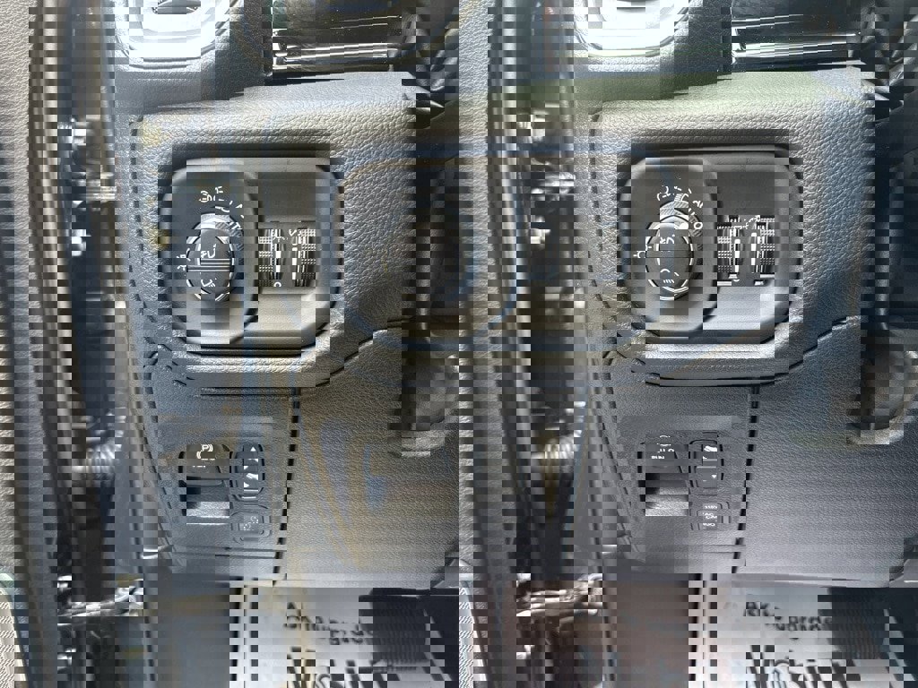 New 2025 RAM 1500 Laramie image 22