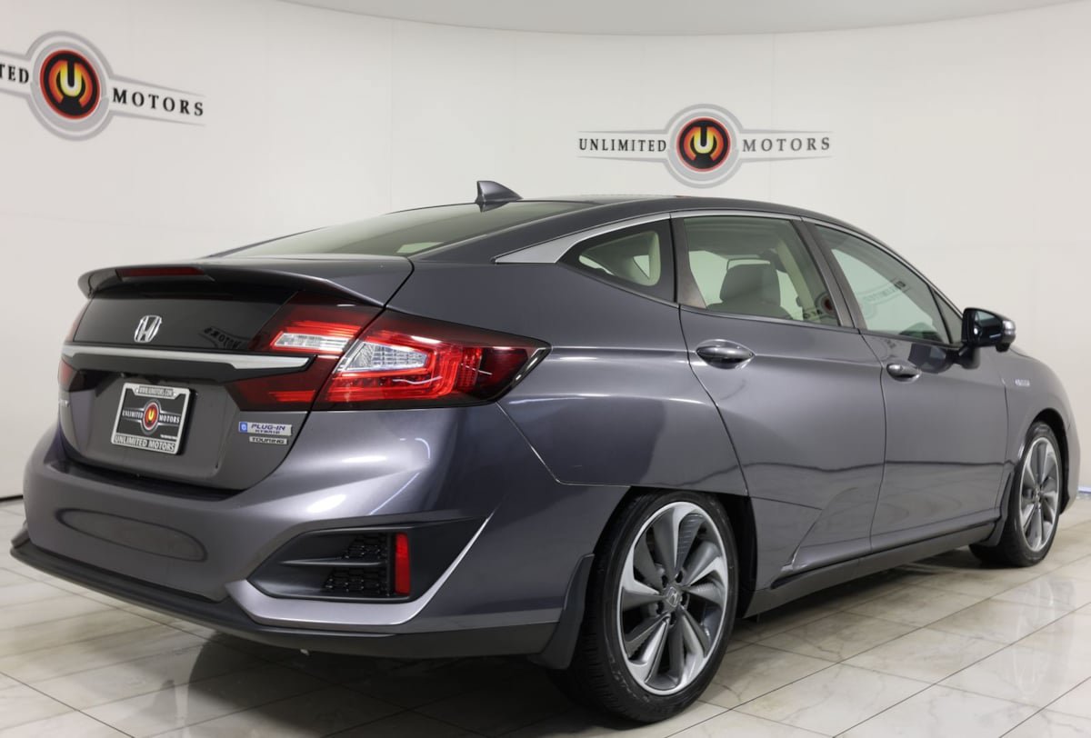Used 2018 Honda Clarity Touring image 3