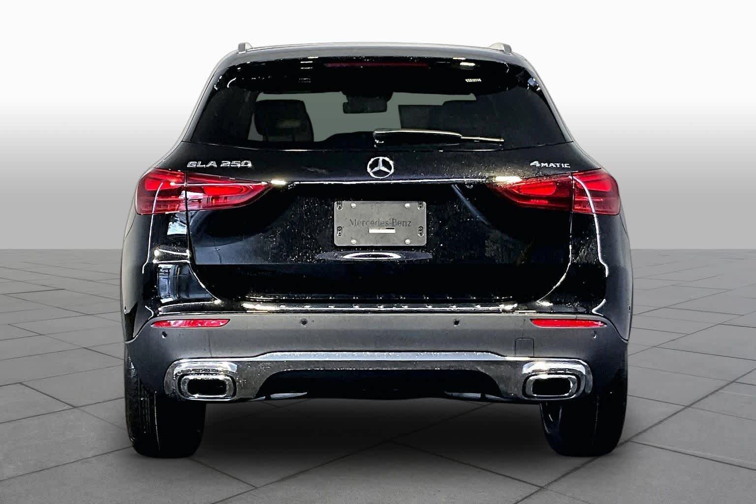 New 2026 Mercedes-Benz GLA 250 4MATIC image 4