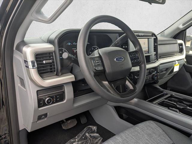 New 2026 Ford F250 XLT w/ FX4 Off-Road Package image 3