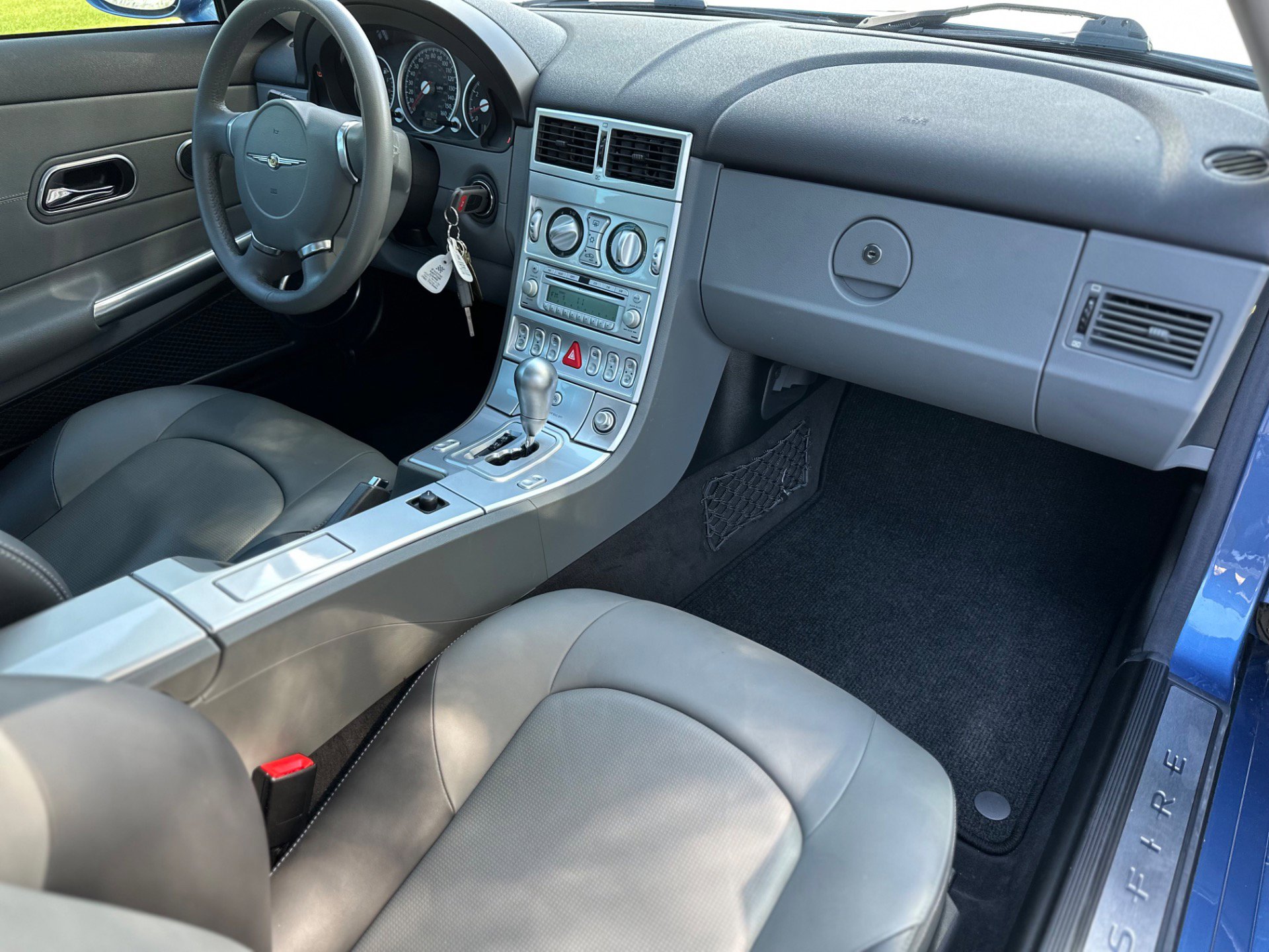 Used 2005 Chrysler Crossfire Limited RWD image 39