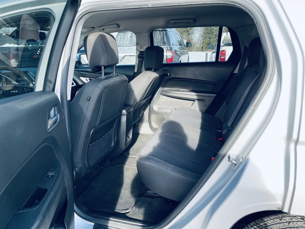 Used 2013 GMC Terrain SLE w/ LPO, Chrome Package image 17