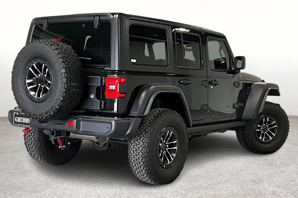 Used 2024 Jeep Wrangler Unlimited Rubicon w/ XTREMEE 35" Tire Package AWD/4WD image 5