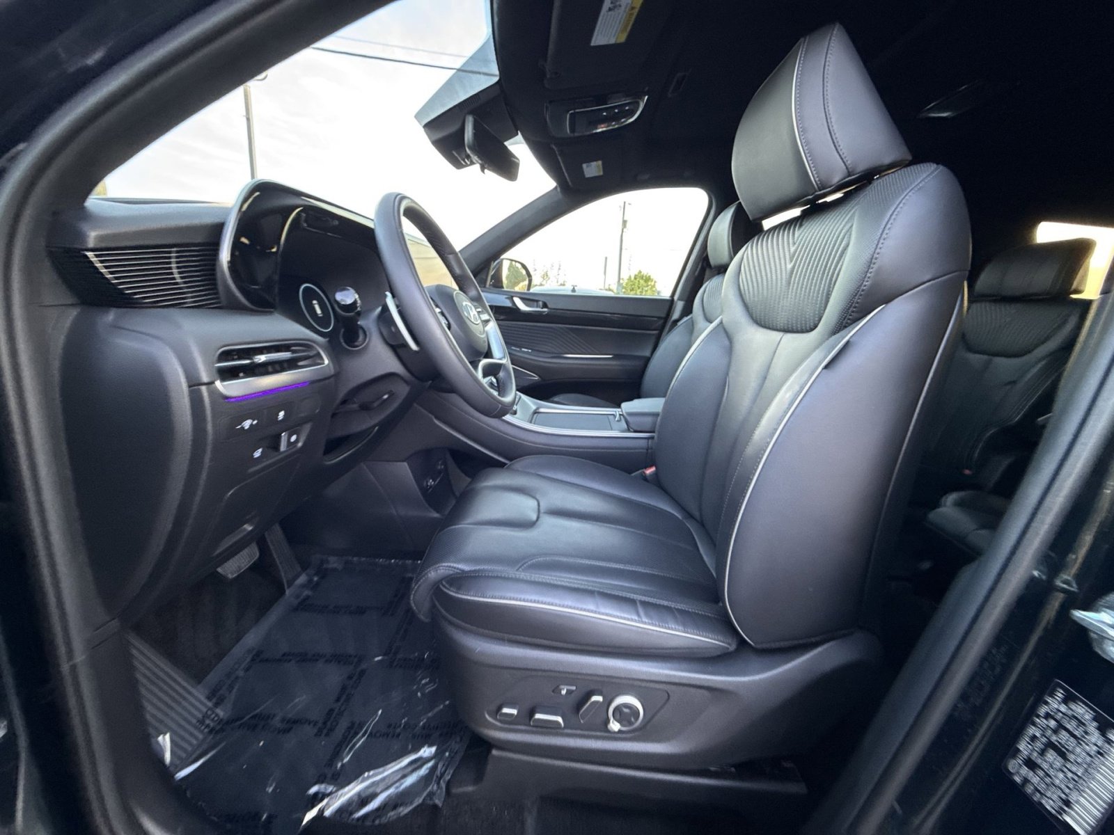 Used 2025 Hyundai Palisade Calligraphy image 13