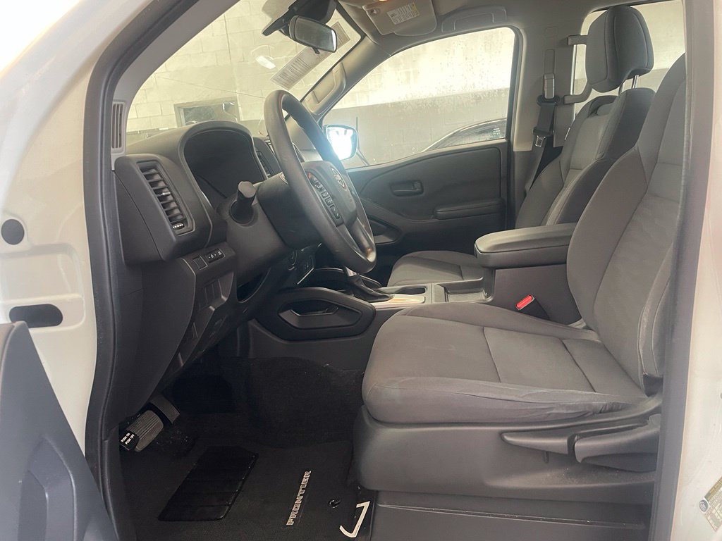 Used 2024 Nissan Frontier S RWD image 10