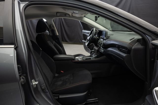Used 2022 Nissan Sentra SR w/ Trunk Package image 21