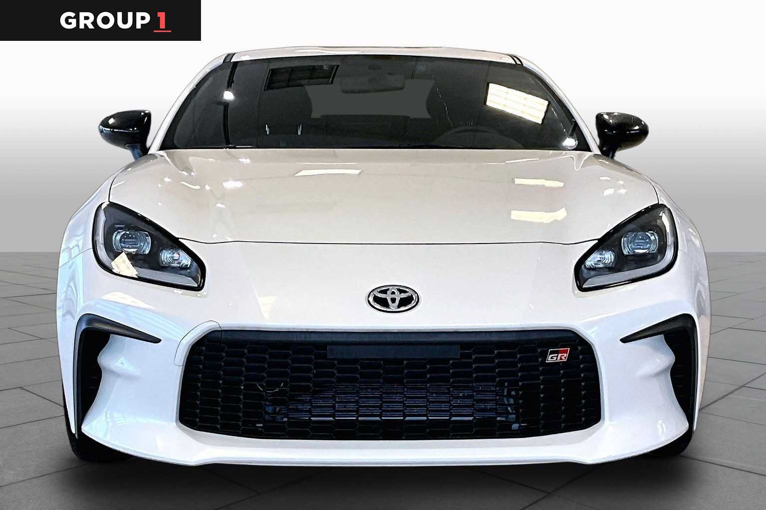 Used 2023 Toyota GR86 Premium RWD image 4