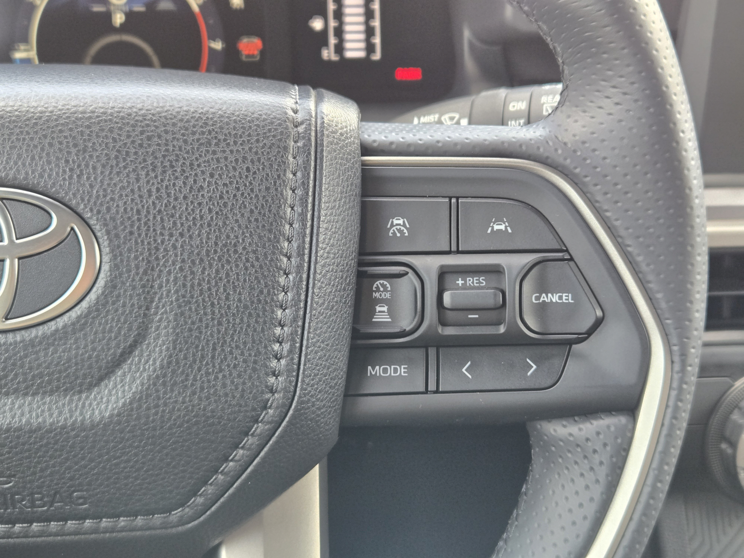 Used 2026 Toyota 4Runner SR5 AWD/4WD image 26