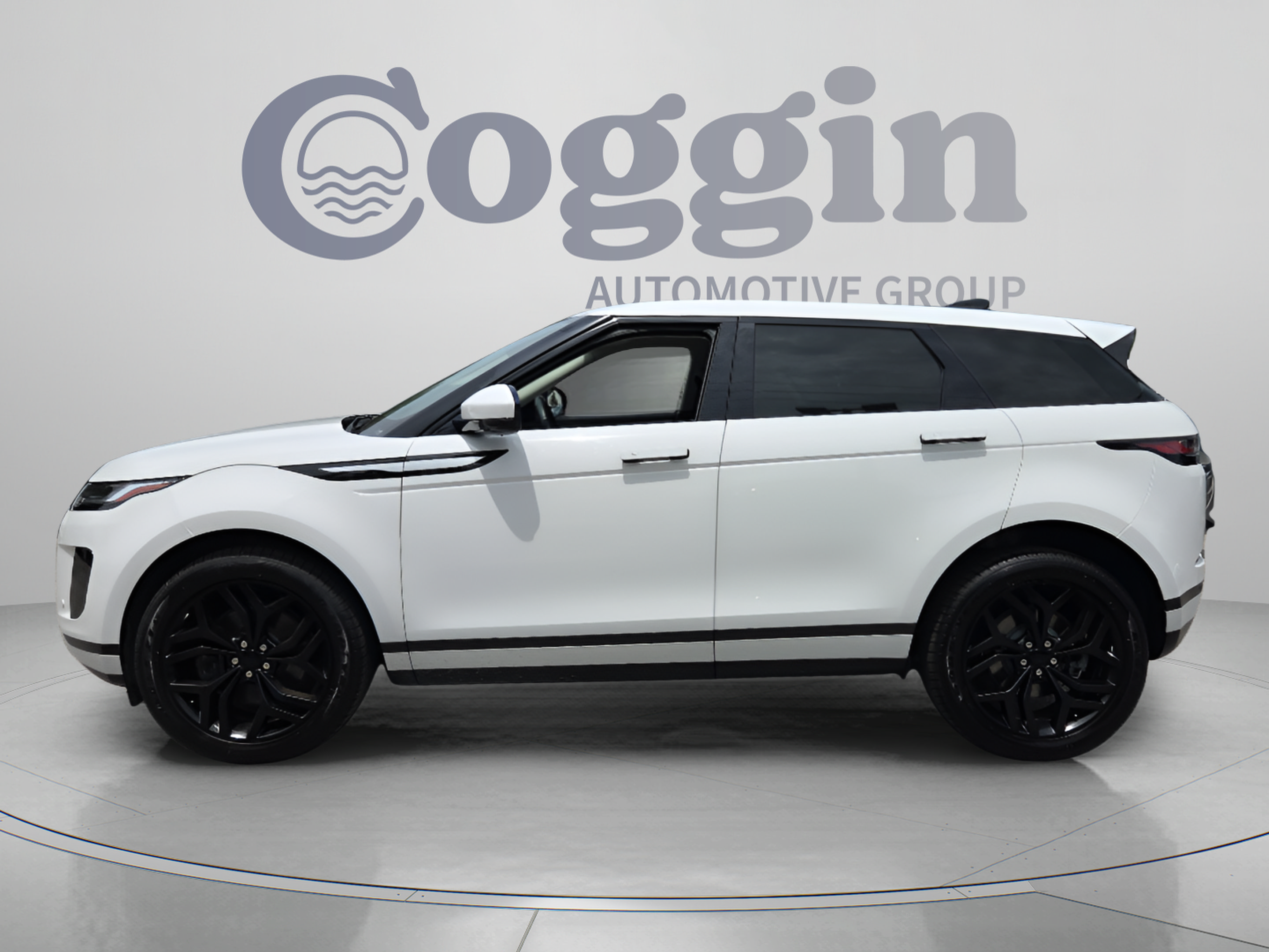 Used 2022 Land Rover Range Rover Evoque S AWD/4WD image 2