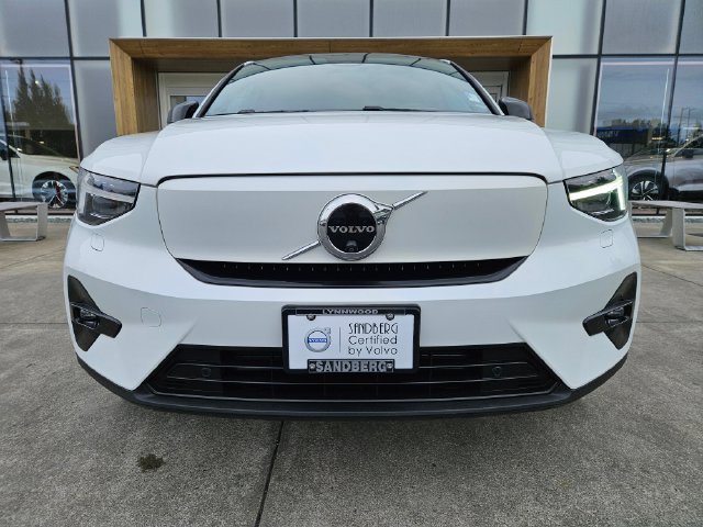 Certified 2023 Volvo C40 P8 Recharge Ultimate AWD/4WD image 2