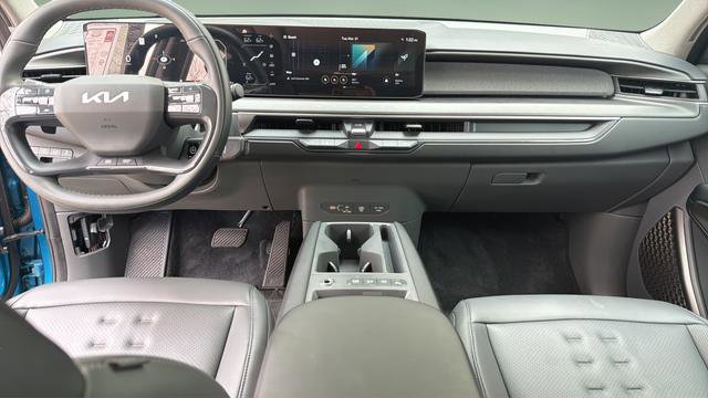 Used 2026 Kia EV9 Wind image 7