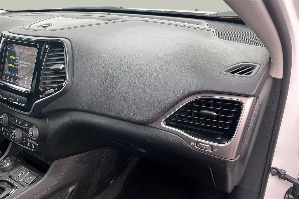 Used 2022 Jeep Cherokee Limited image 29