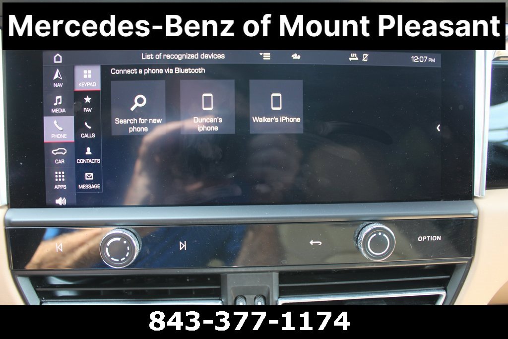 Used 2022 Porsche Macan image 45