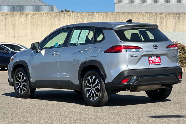 Certified 2025 Toyota Corolla Cross AWD Hybrid image 7