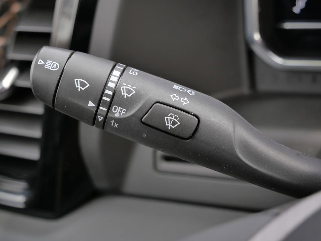 Used 2025 GMC Sierra 2500 AT4 image 50