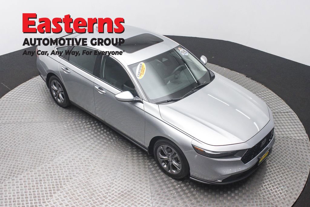 Used 2024 Honda Accord EX image 3