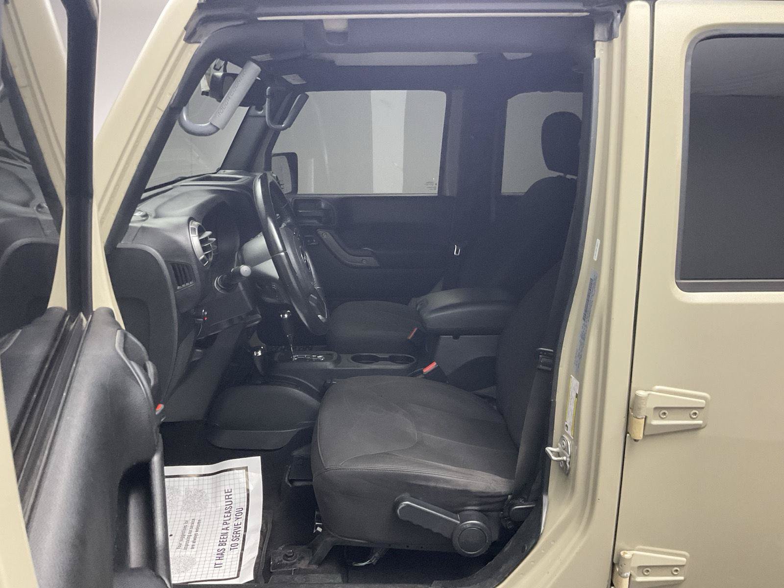 Used 2018 Jeep Wrangler Unlimited Sport S AWD/4WD image 12