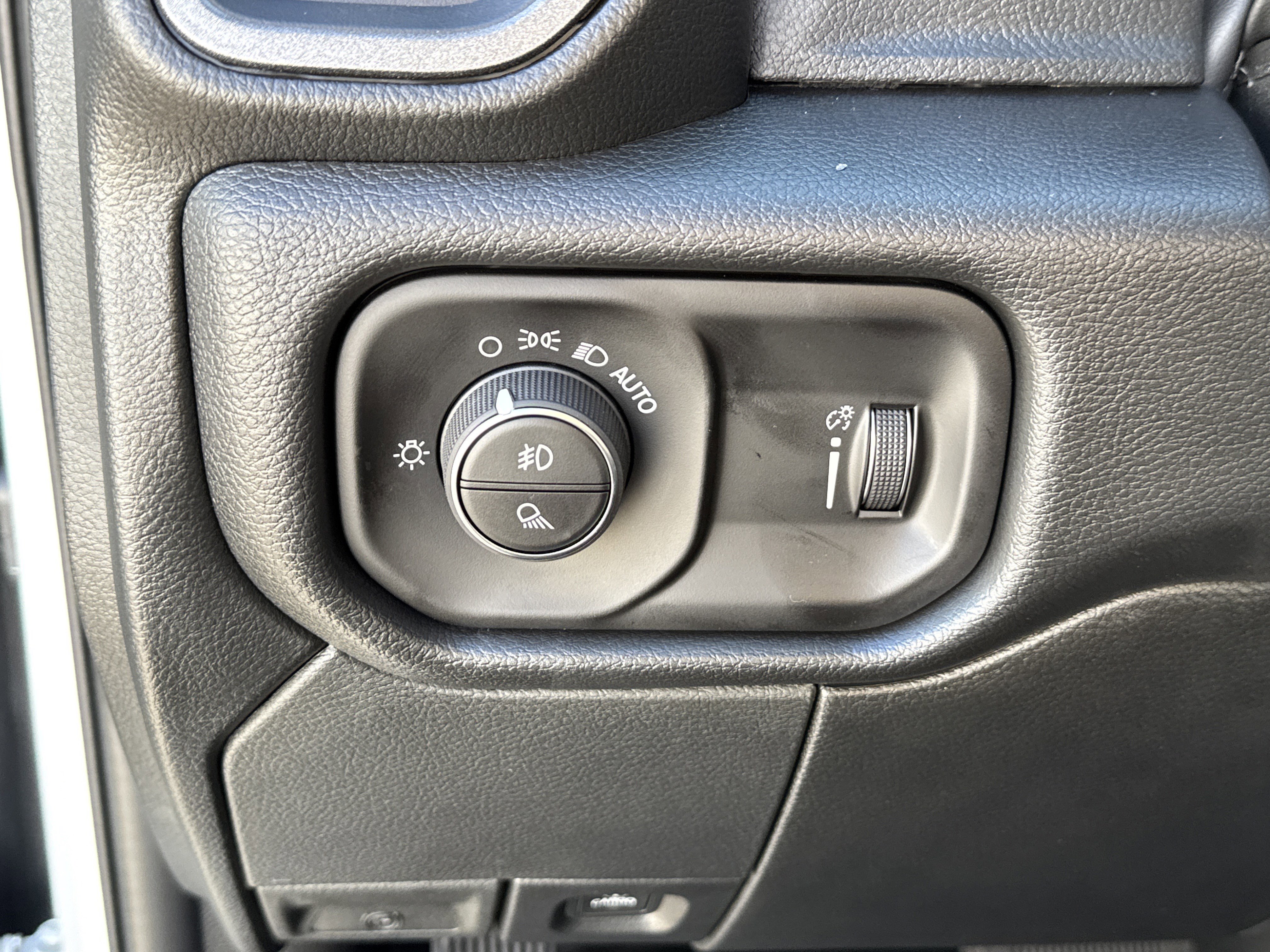 New 2026 RAM 2500 Tradesman image 37