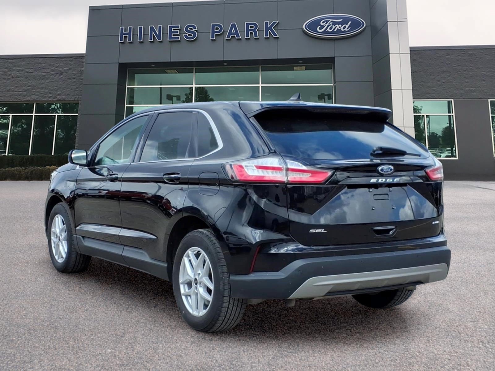 Certified 2023 Ford Edge SEL w/ Convenience Package image 5