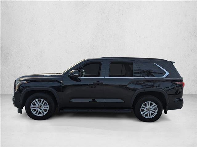 Used 2025 Toyota Sequoia SR5 AWD/4WD image 5