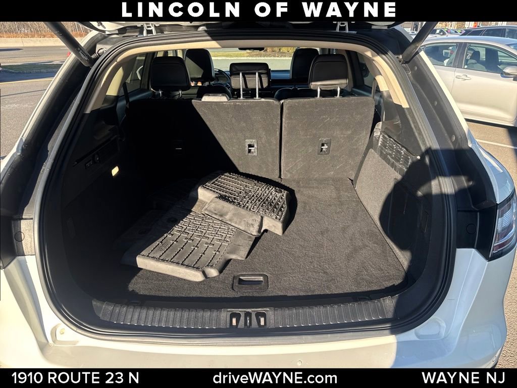 Certified 2021 Lincoln Nautilus Reserve AWD/4WD image 6
