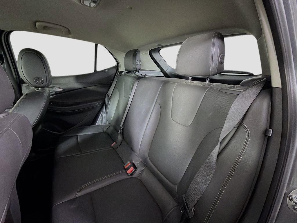 Used 2024 Buick Encore GX Sport Touring image 22