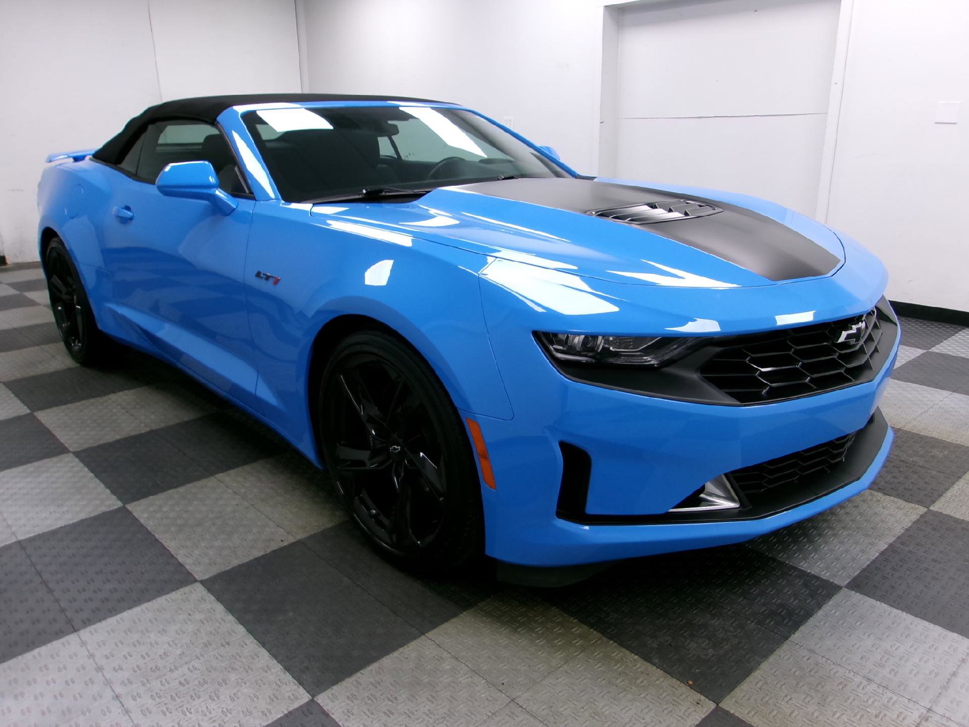 Certified 2023 Chevrolet Camaro LT w/ RS Package image 17
